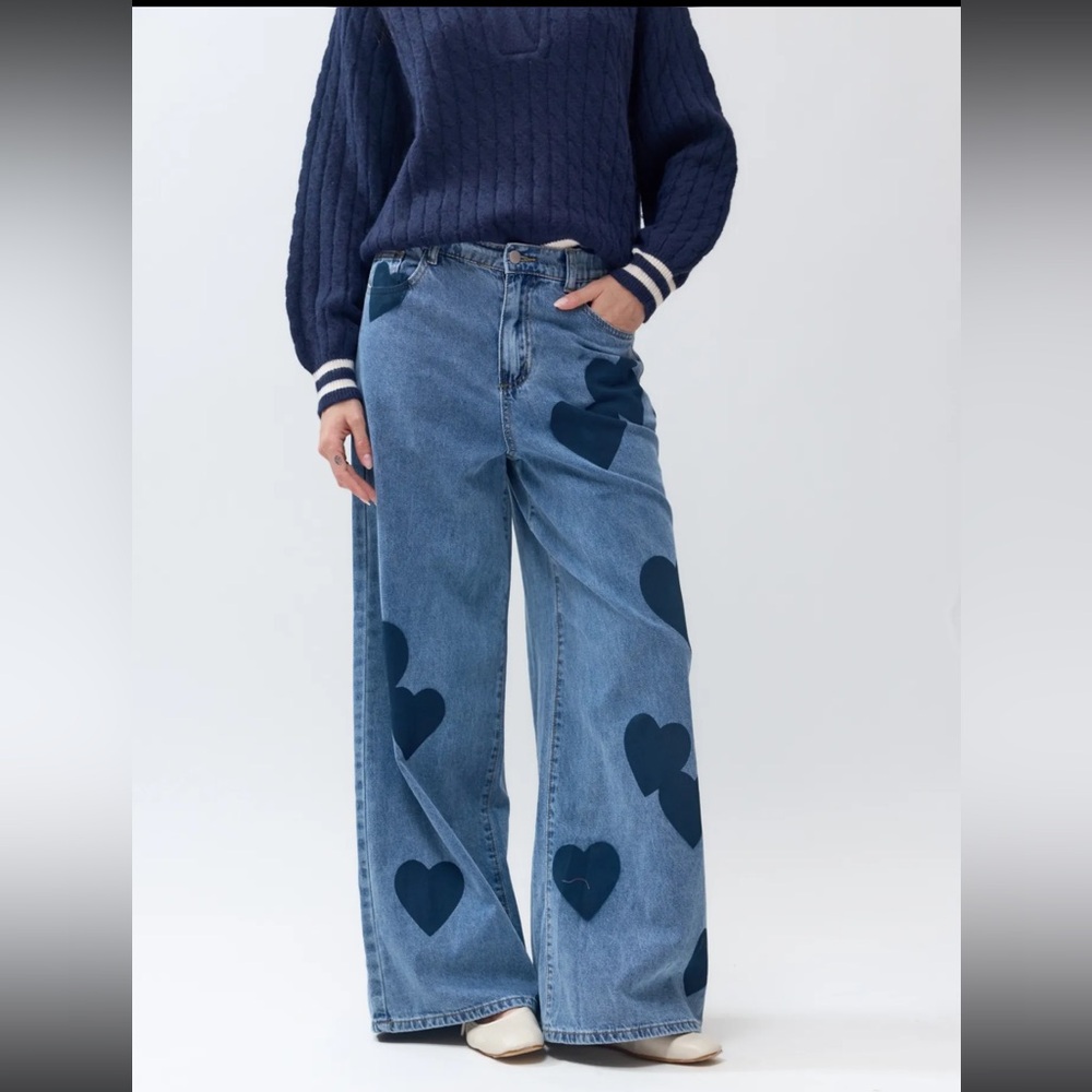 Made in France 🇫🇷 Wide-Leg Heart Patch Denim Jeans in Blue